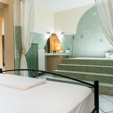 Luxury In Skg *
